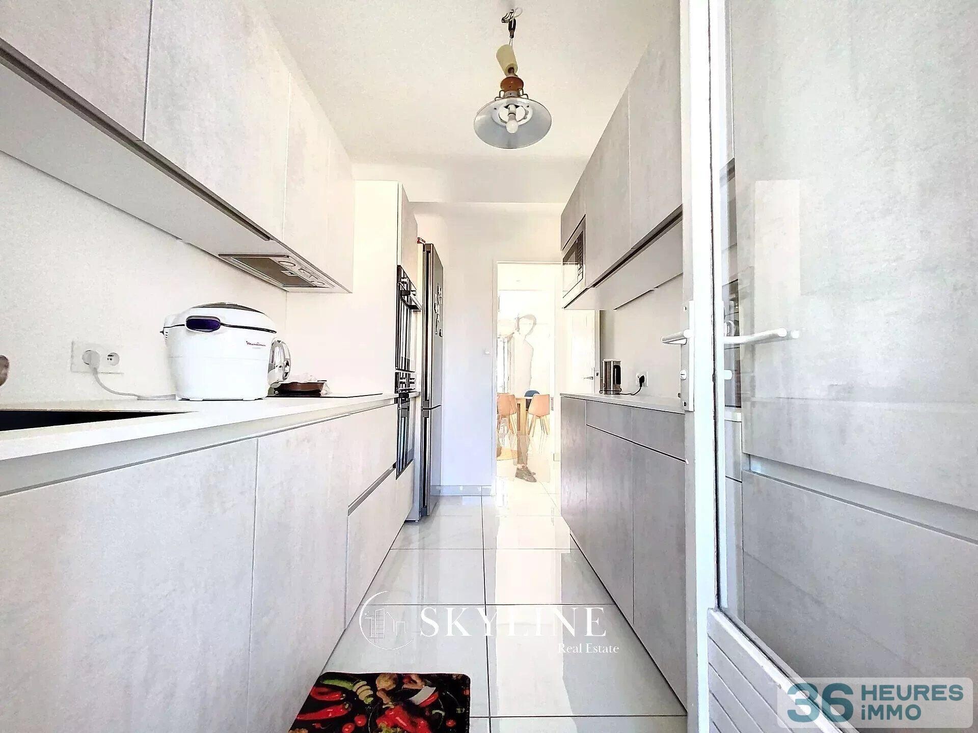 Magnifique T4 meublé et équipé refait à neuf avec un extérieur à 2 pas du Parc Chanot!