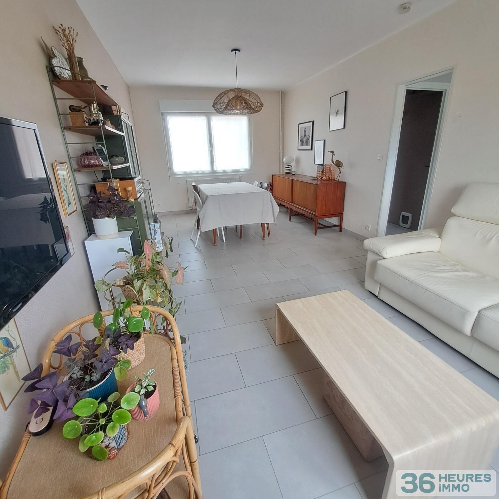 QUARTIER PREMARTINE - RUE CALME - SEMI MITOYENNE - 3 CHAMBRES - JARDIN ET GARAGE 