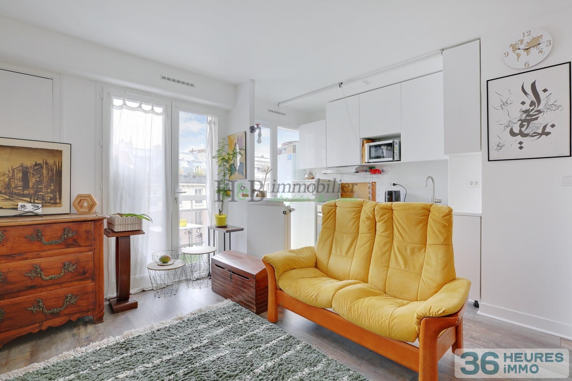 Deux pièces avec balcon ensoleillé