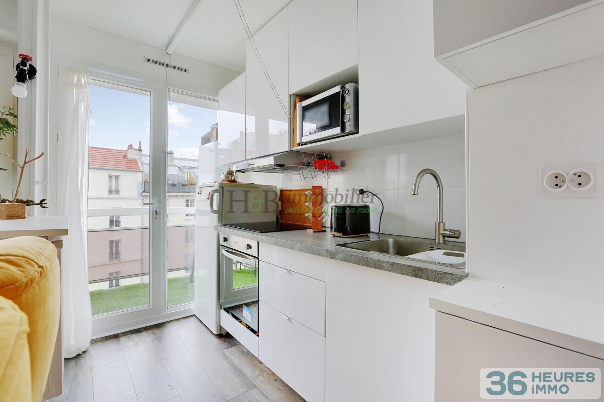 Deux pièces avec balcon ensoleillé