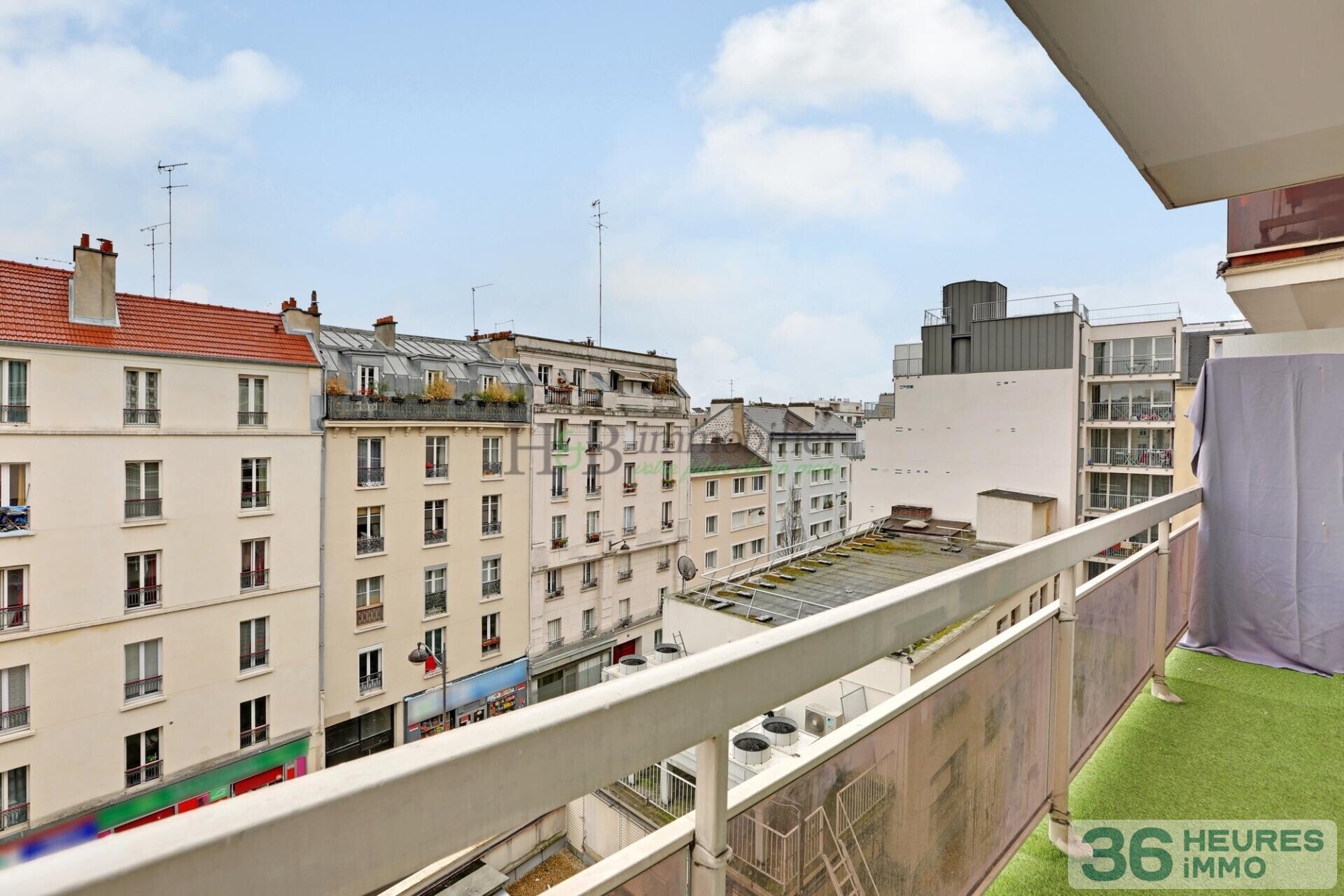 Deux pièces avec balcon ensoleillé