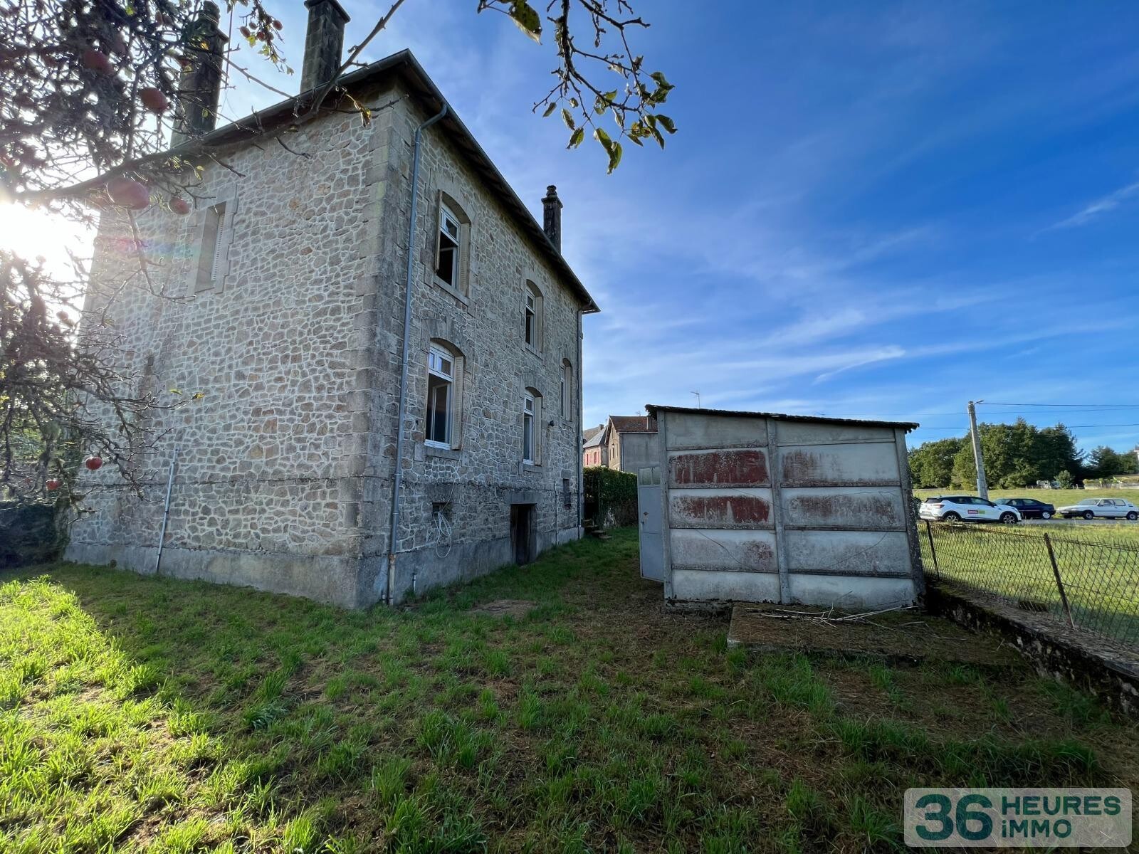 Maison divisée en 3 lots