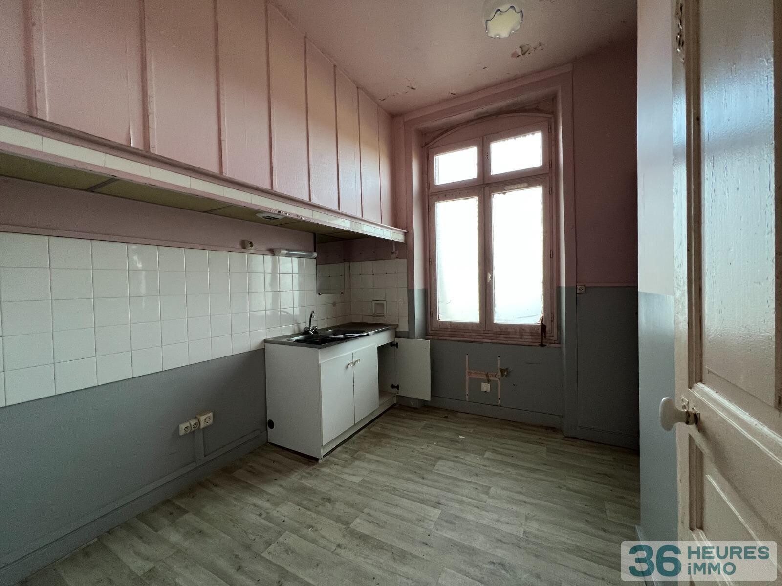 Maison divisée en 3 lots