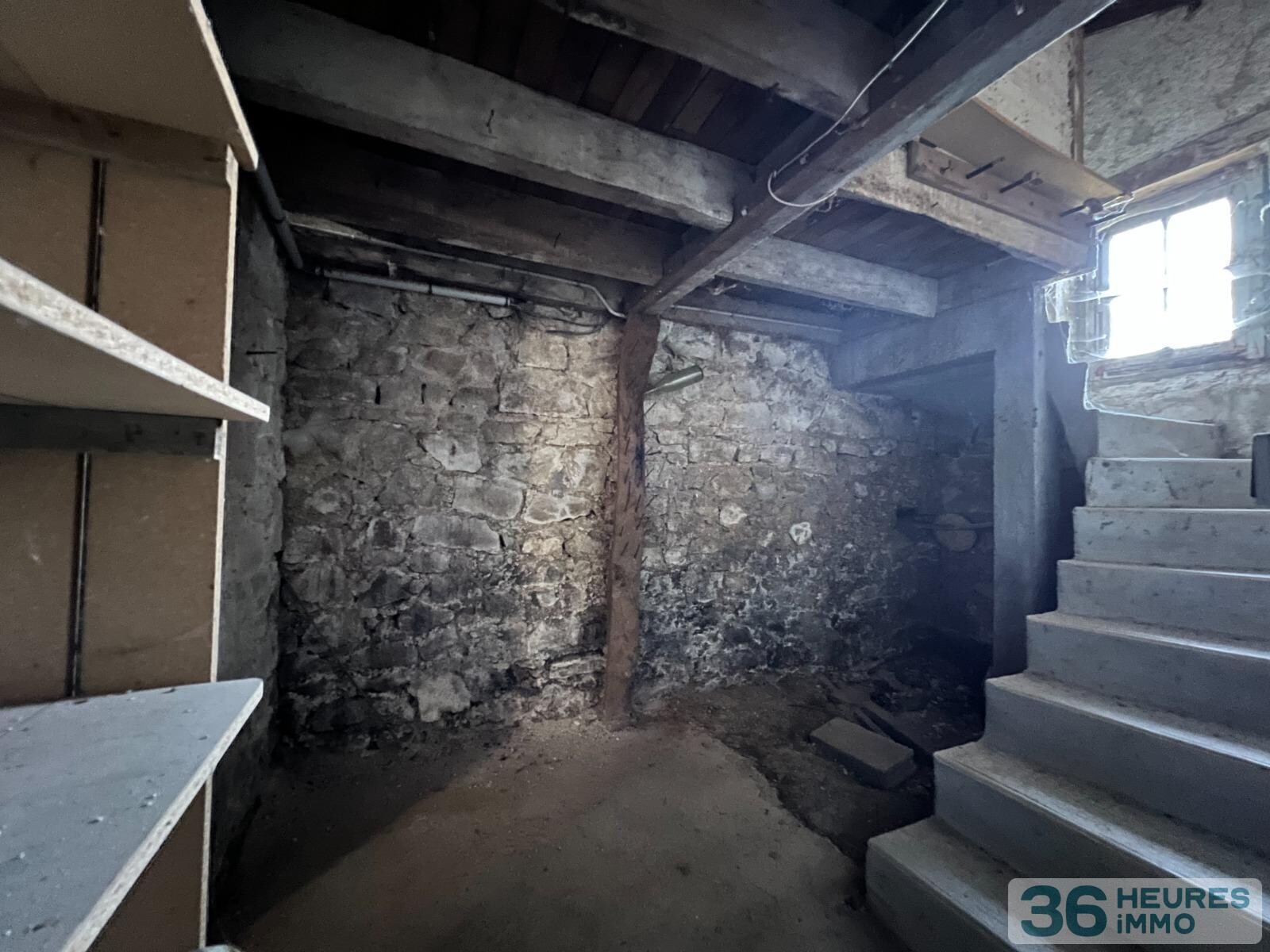 Maison divisée en 3 lots