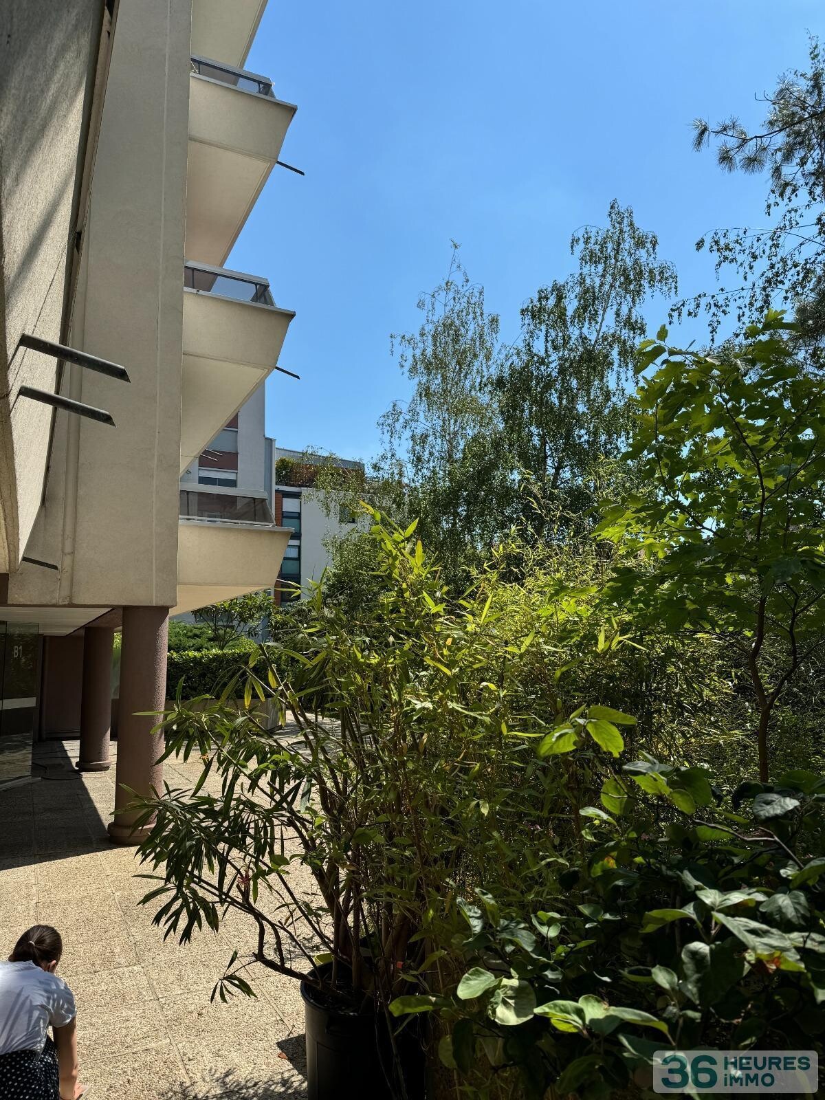 appartement + terrasse + cave +box