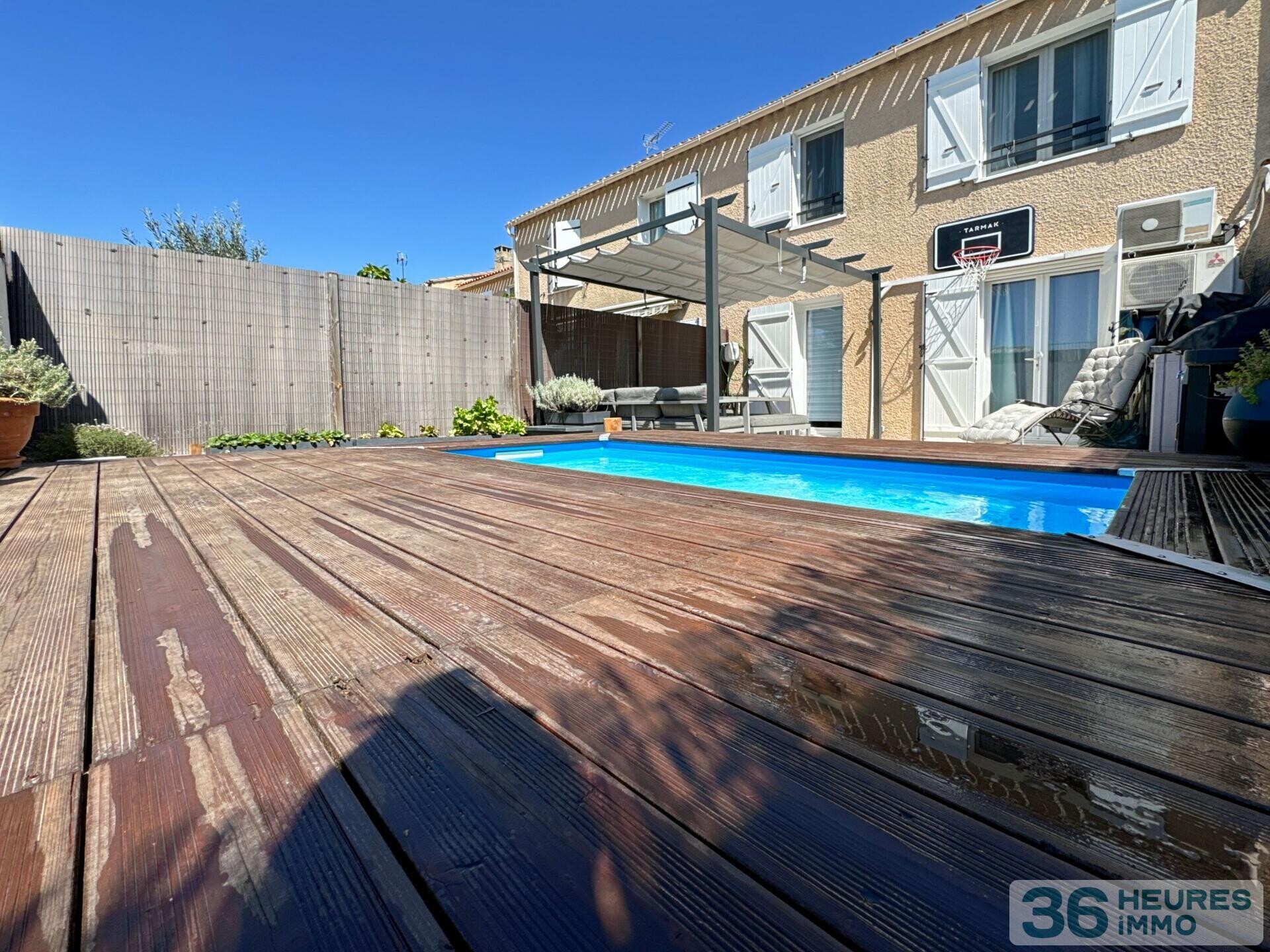 MAISON 5 PIECES AVEC EXTERIEUR IDEALEMENT SITUEE AU CAMOINS