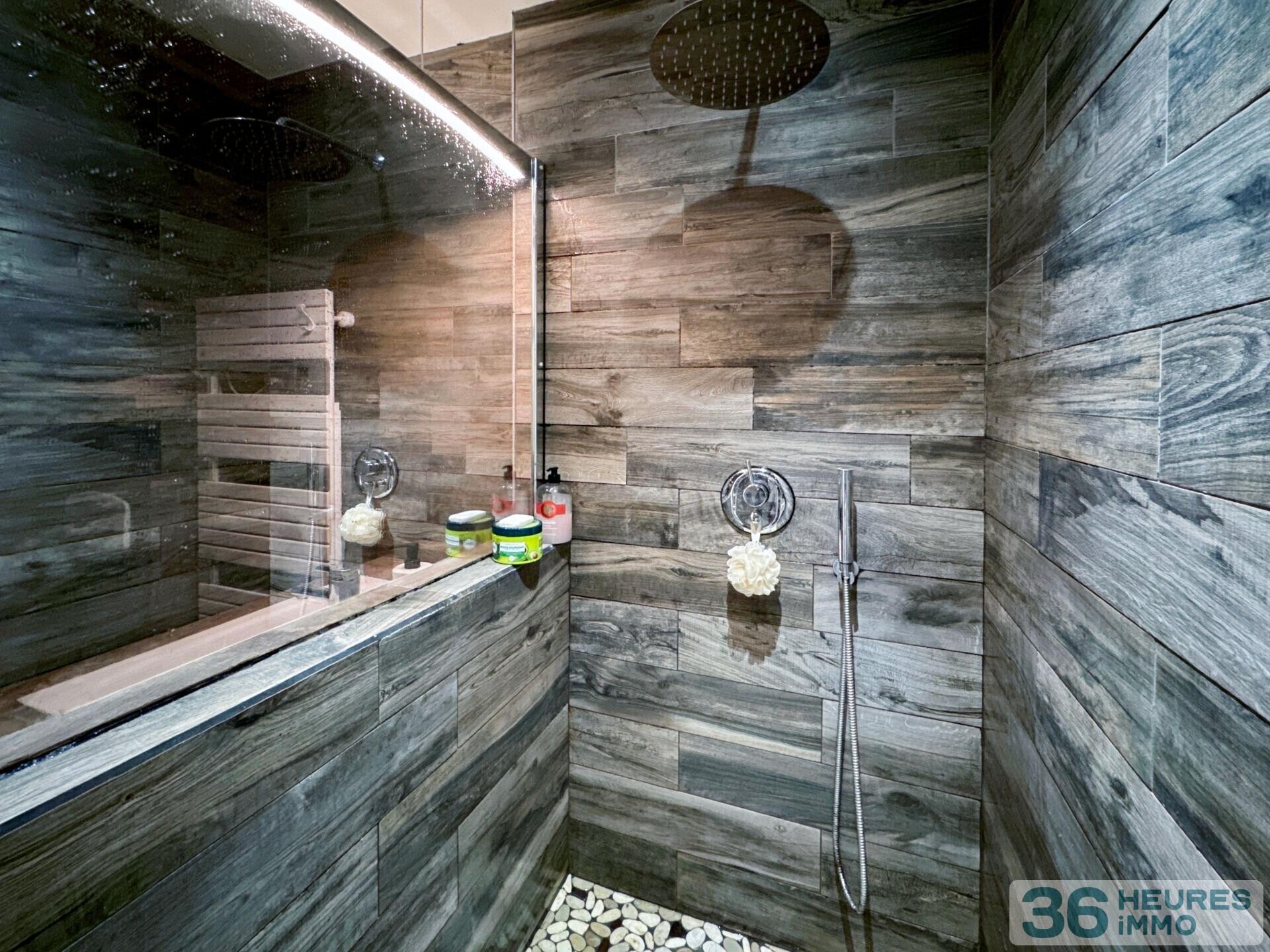 MAISON 5 PIECES AVEC EXTERIEUR IDEALEMENT SITUEE AU CAMOINS