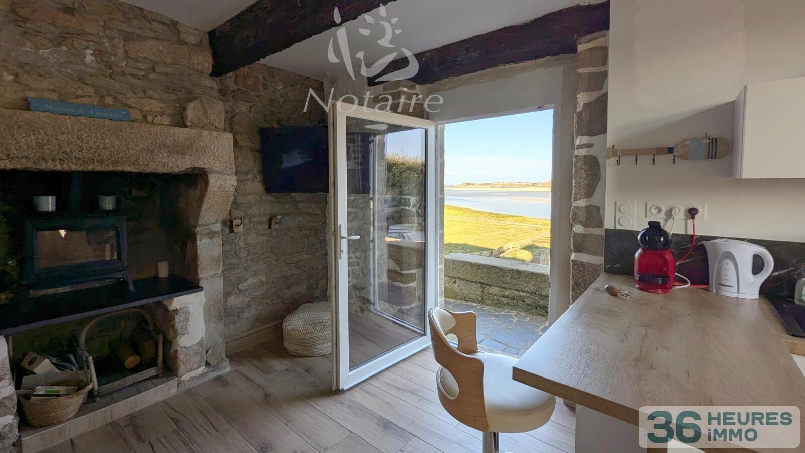 Maison en pierre avec vue mer panoramique