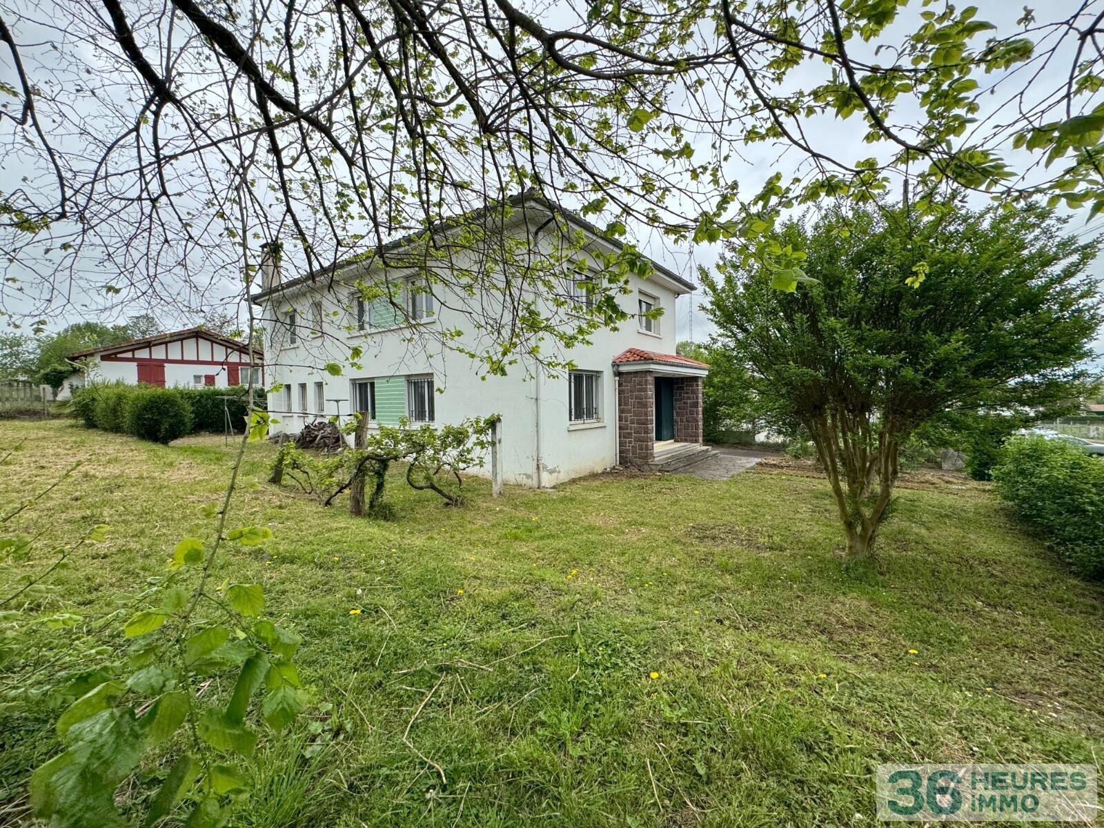 MAISON AVEC JARDIN