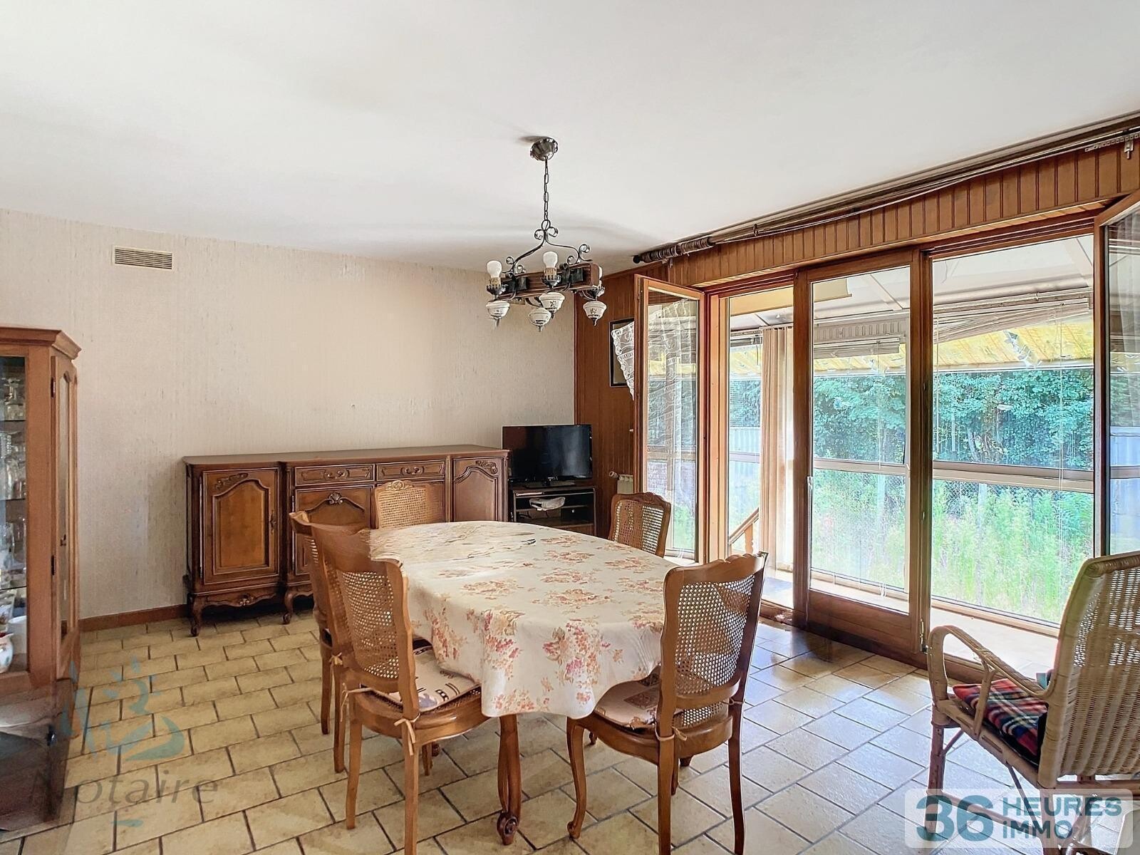 Opportunité de rénovation d'un Pavillon avec sous-sol complet à Saran, quartier calme et proche des commodités