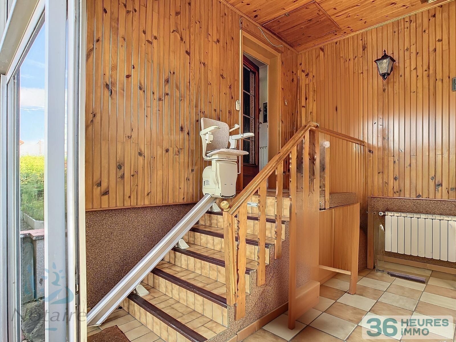 Opportunité de rénovation d'un Pavillon avec sous-sol complet à Saran, quartier calme et proche des commodités