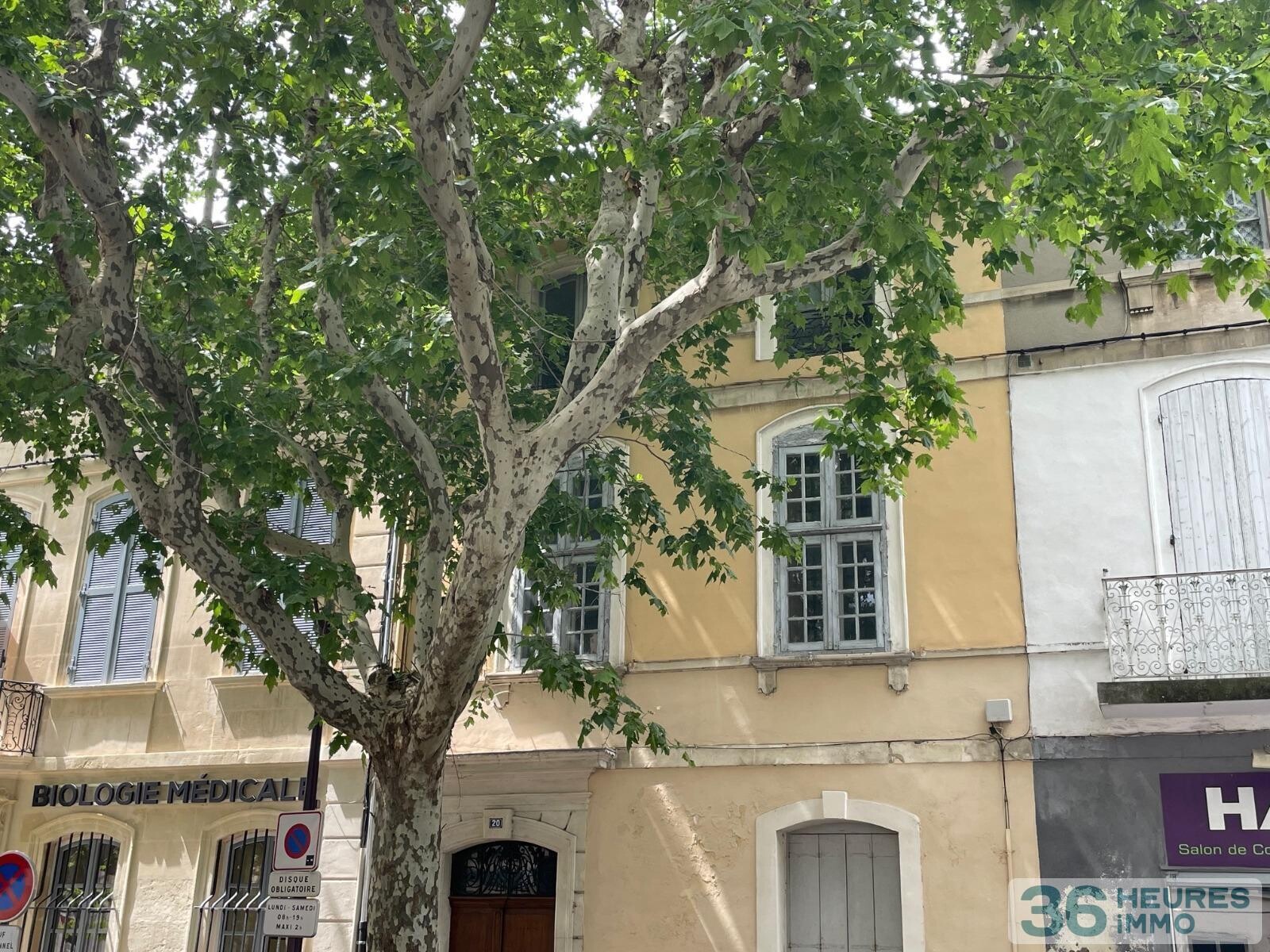  MAISON DE VILLE DE 358M2 SUR 402 M2 DE TERRAIN