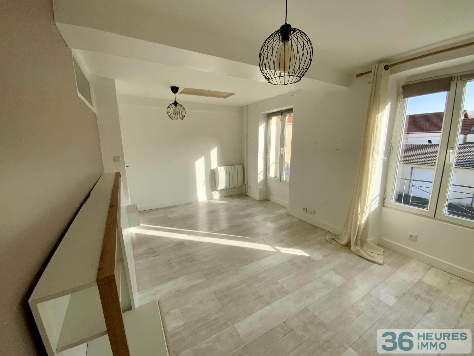 Maison + extérieur + garage + combles aménageables 