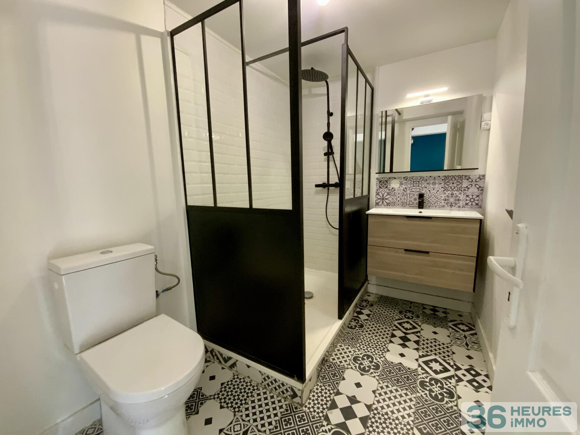 Maison + extérieur + garage + combles aménageables 