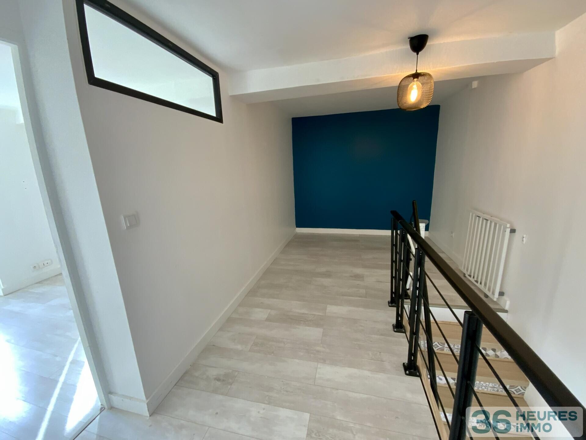 Maison + extérieur + garage + combles aménageables 