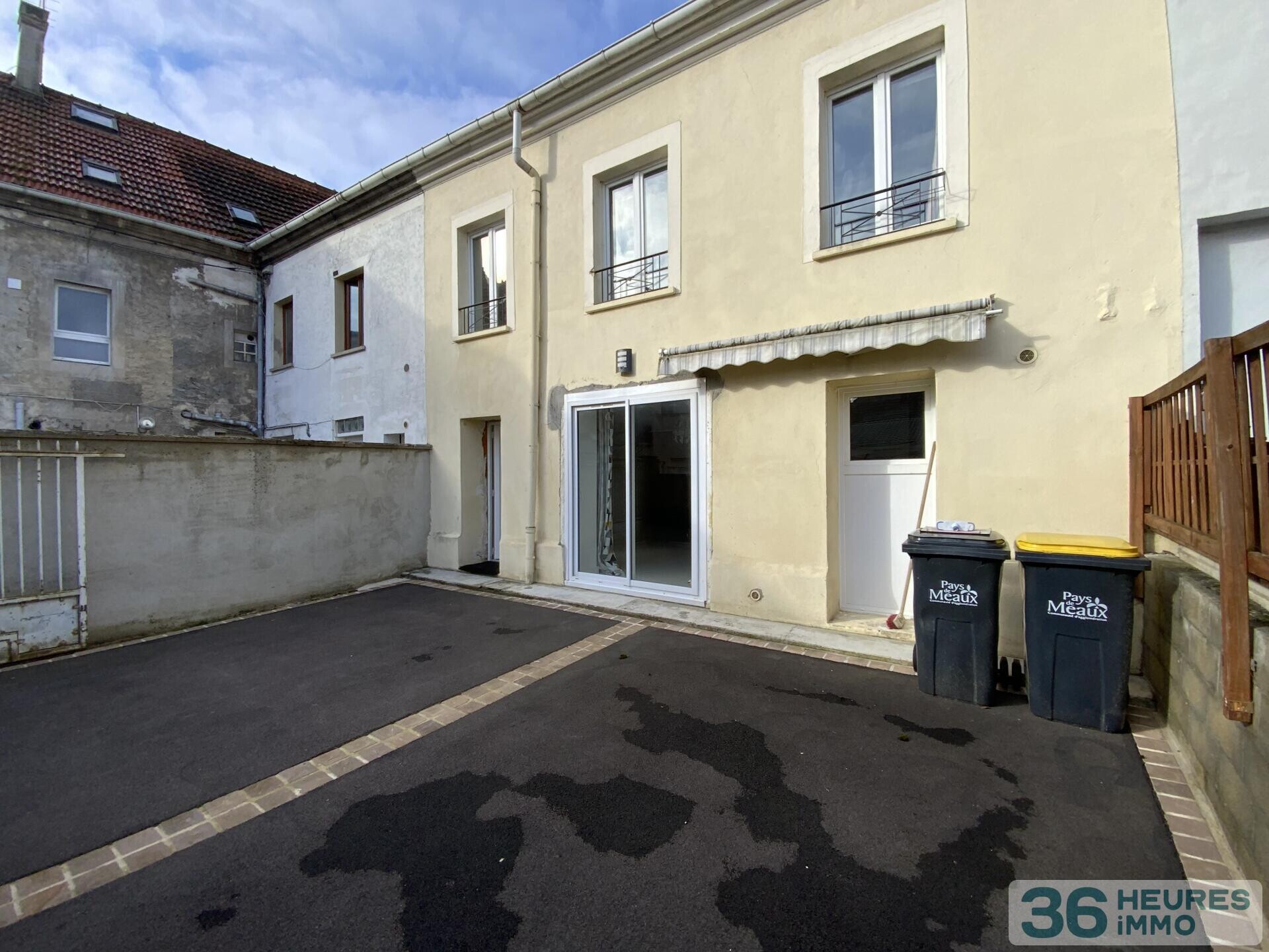 Maison + extérieur + garage + combles aménageables 