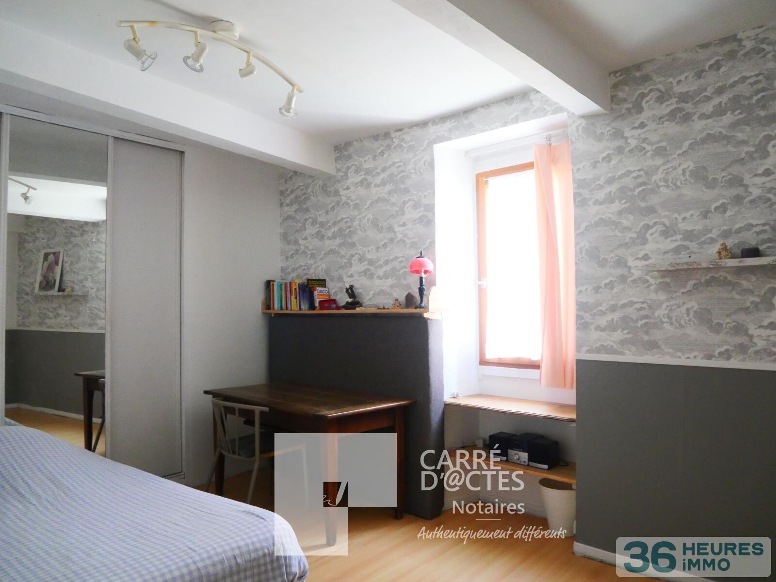 Grande Maison en cur de village BOISSIERES