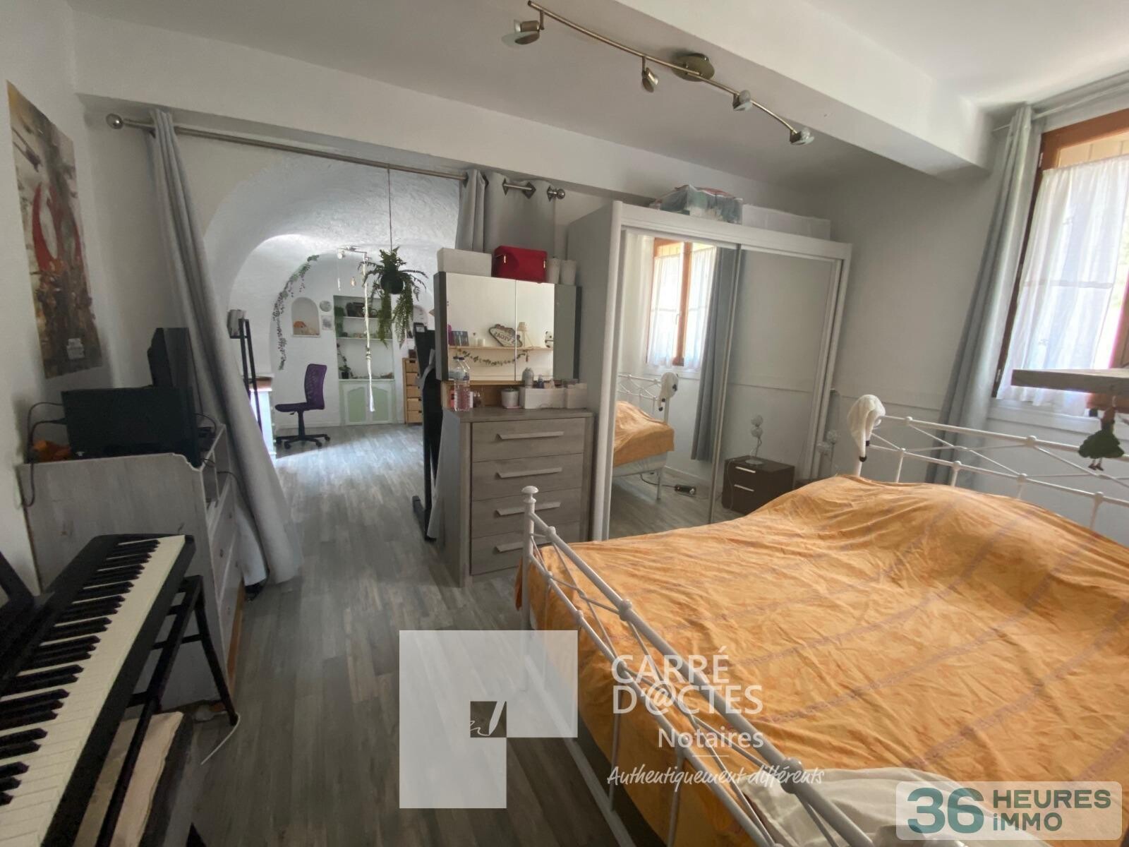 Grande Maison en cur de village BOISSIERES