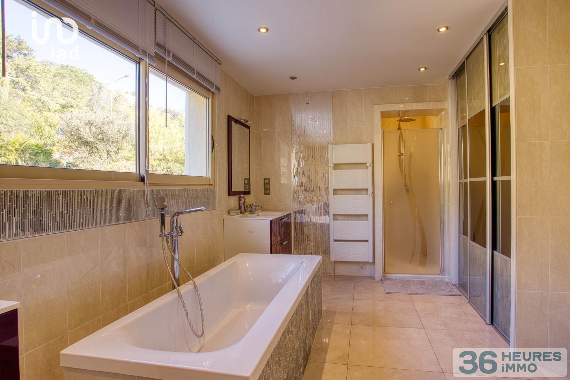 Superbe propriété vue mer imprenable.