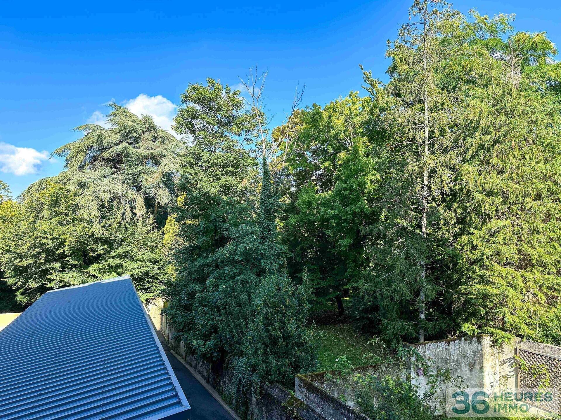 Appartement T4 de 98m2, à rénover. Secteur Camus, Nantes