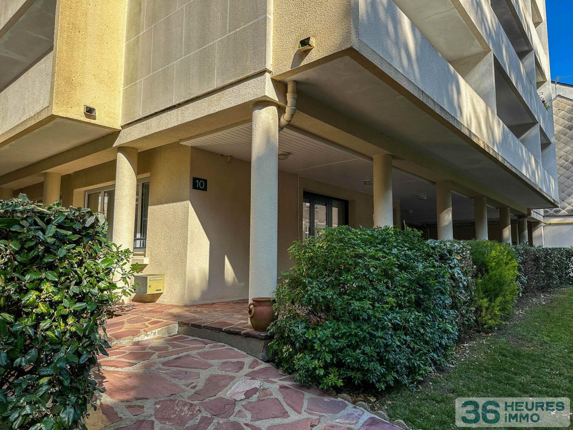 Appartement T4 de 98m2, à rénover. Secteur Camus, Nantes