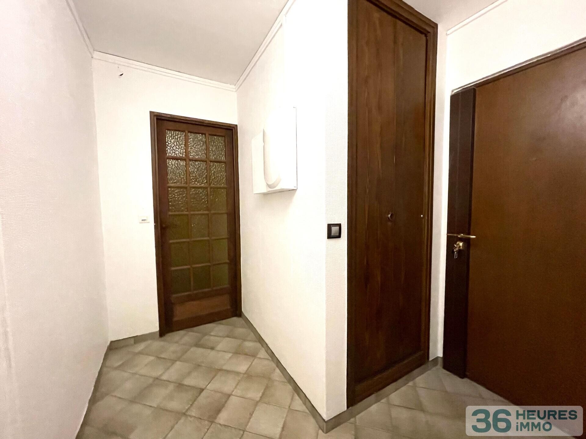 APPARTEMENT 3 CHAMBRES 82 M2