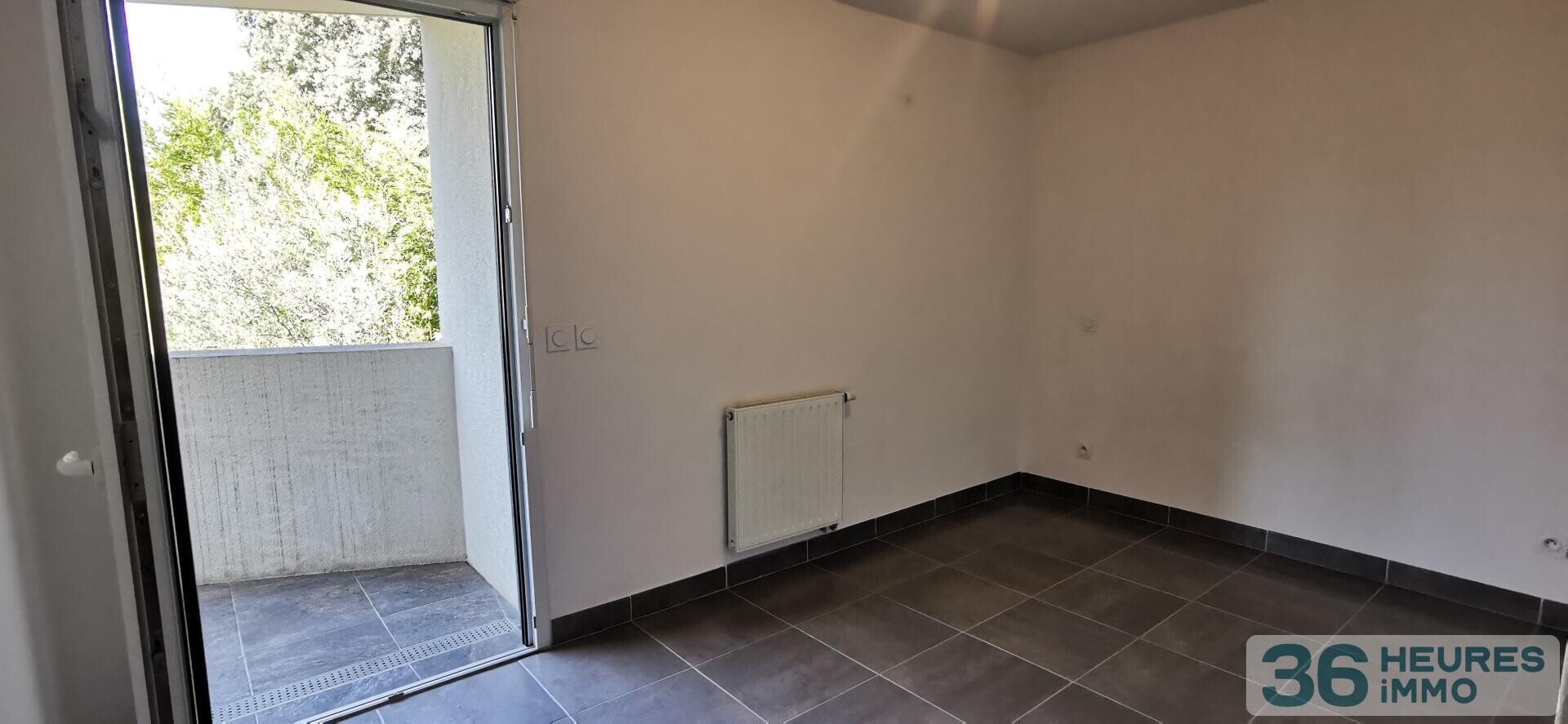 Appartement T3 avec terrasse et parking