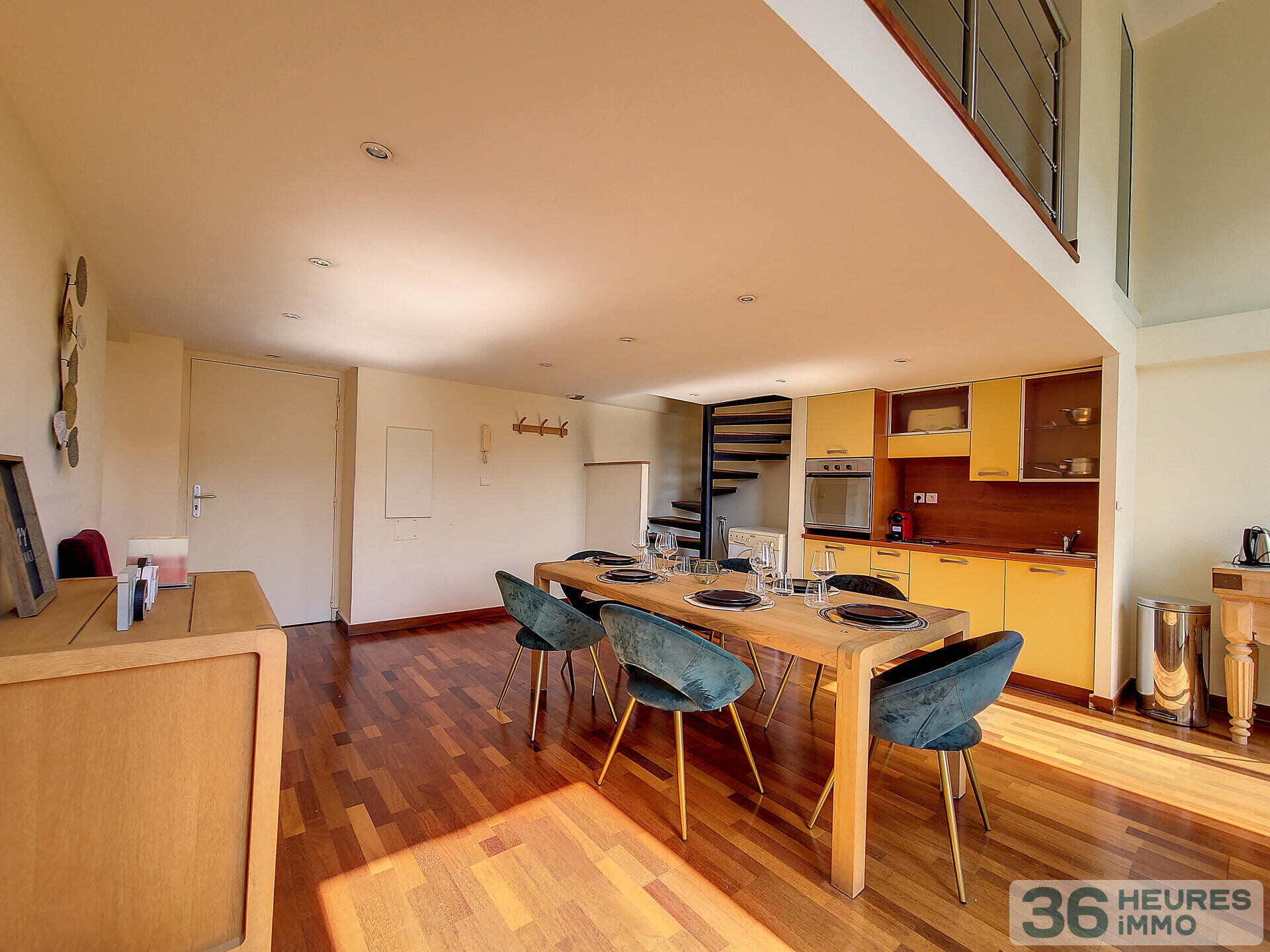 Bijou en 1ère ligne du port de Nice