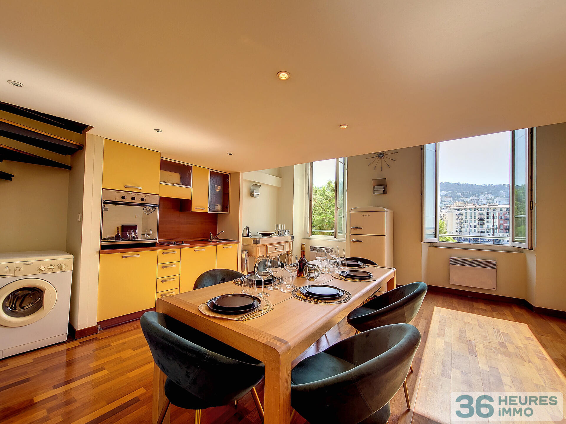 Bijou en 1ère ligne du port de Nice