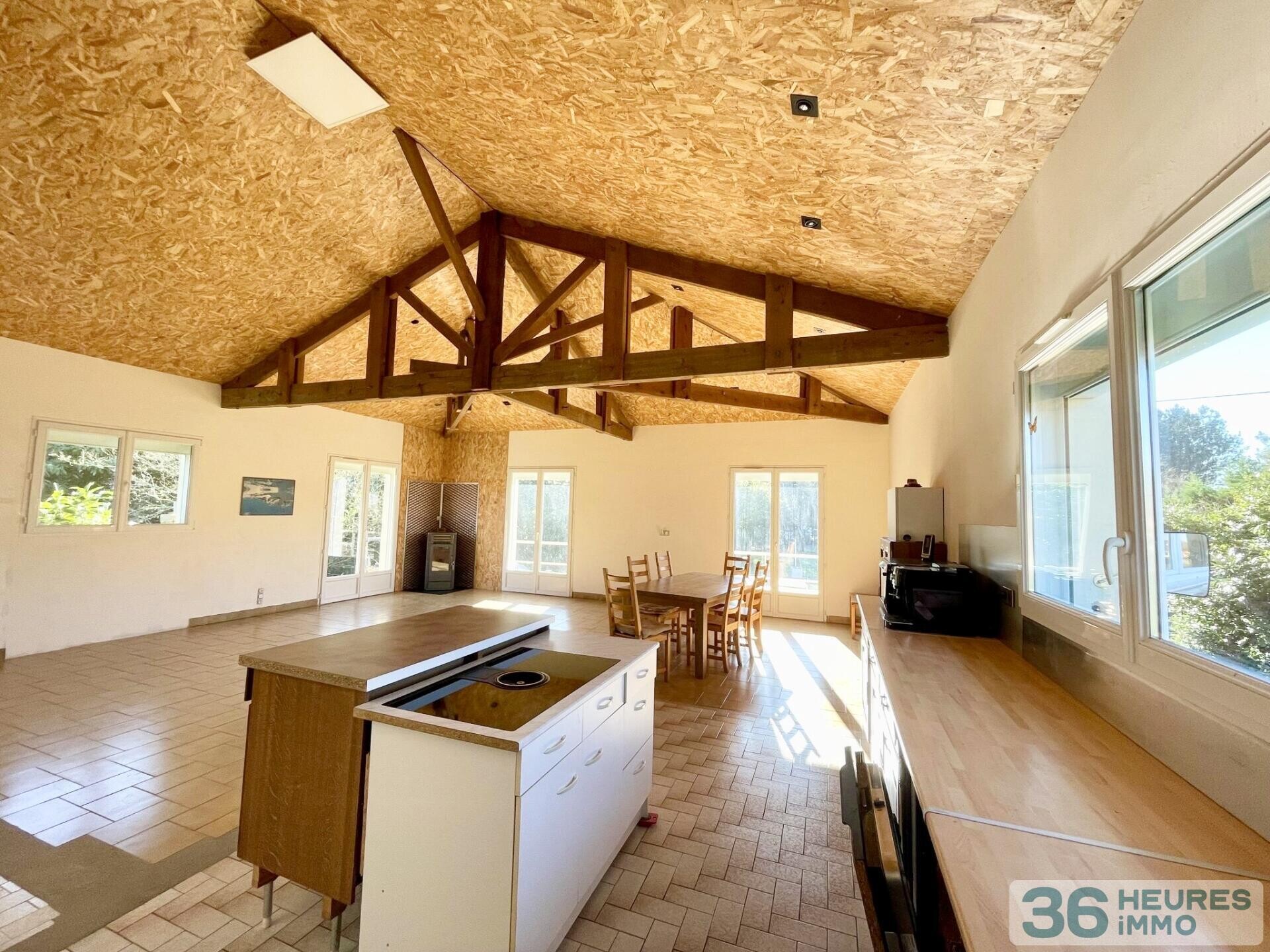 Sympathique maison de 130 m2 avec grand espace de stockage