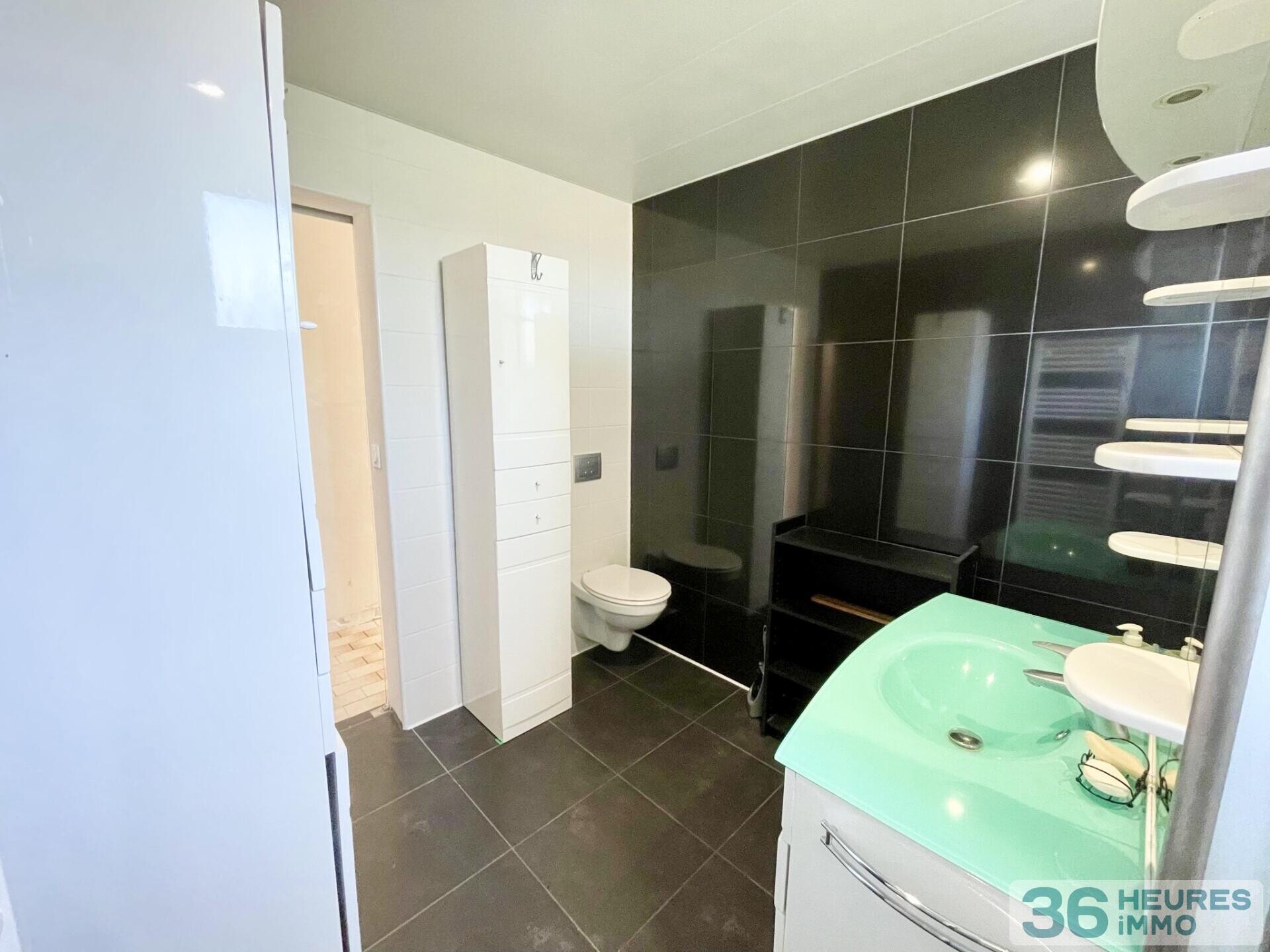 Sympathique maison de 130 m2 avec grand espace de stockage