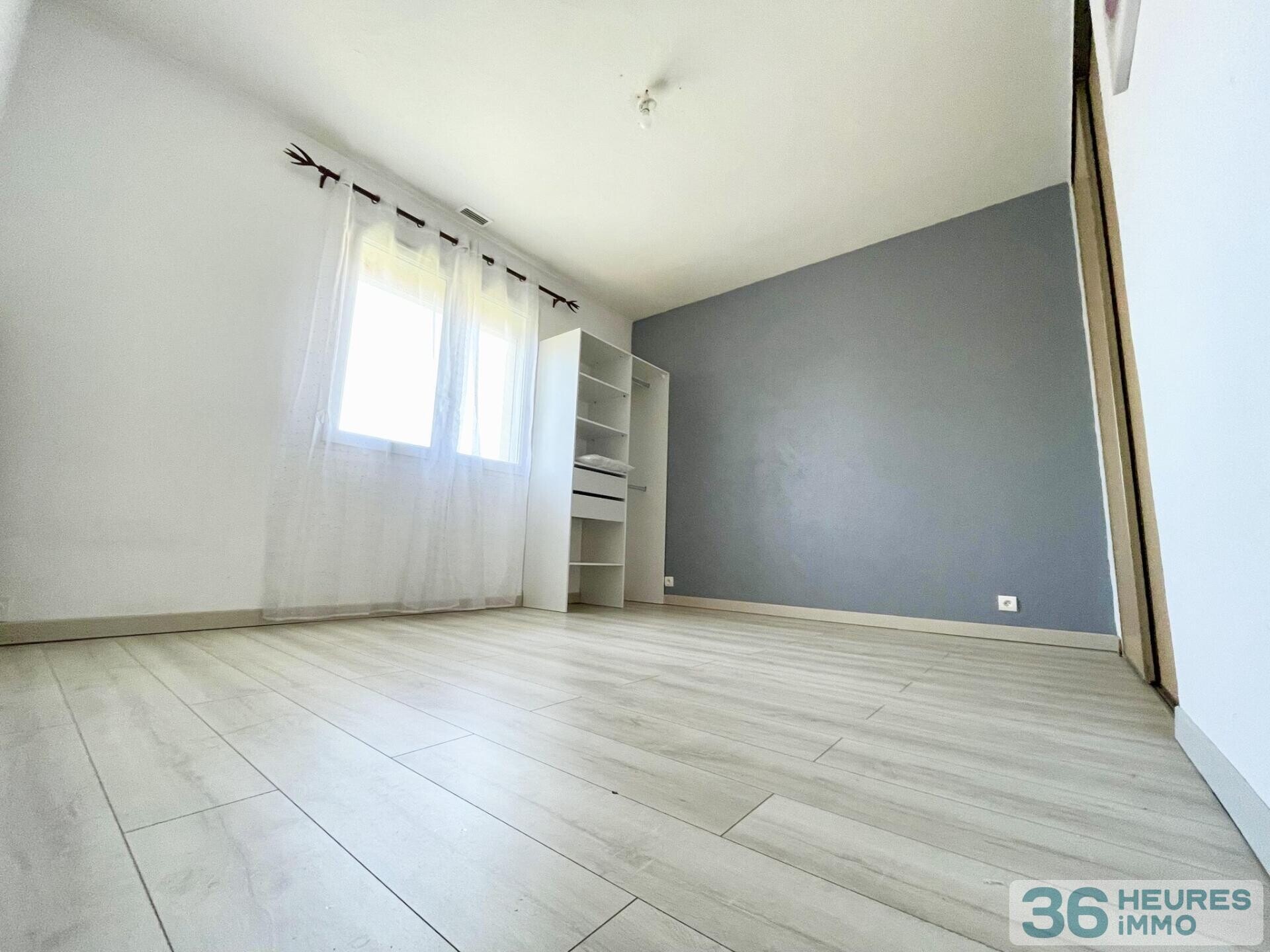 Sympathique maison de 130 m2 avec grand espace de stockage