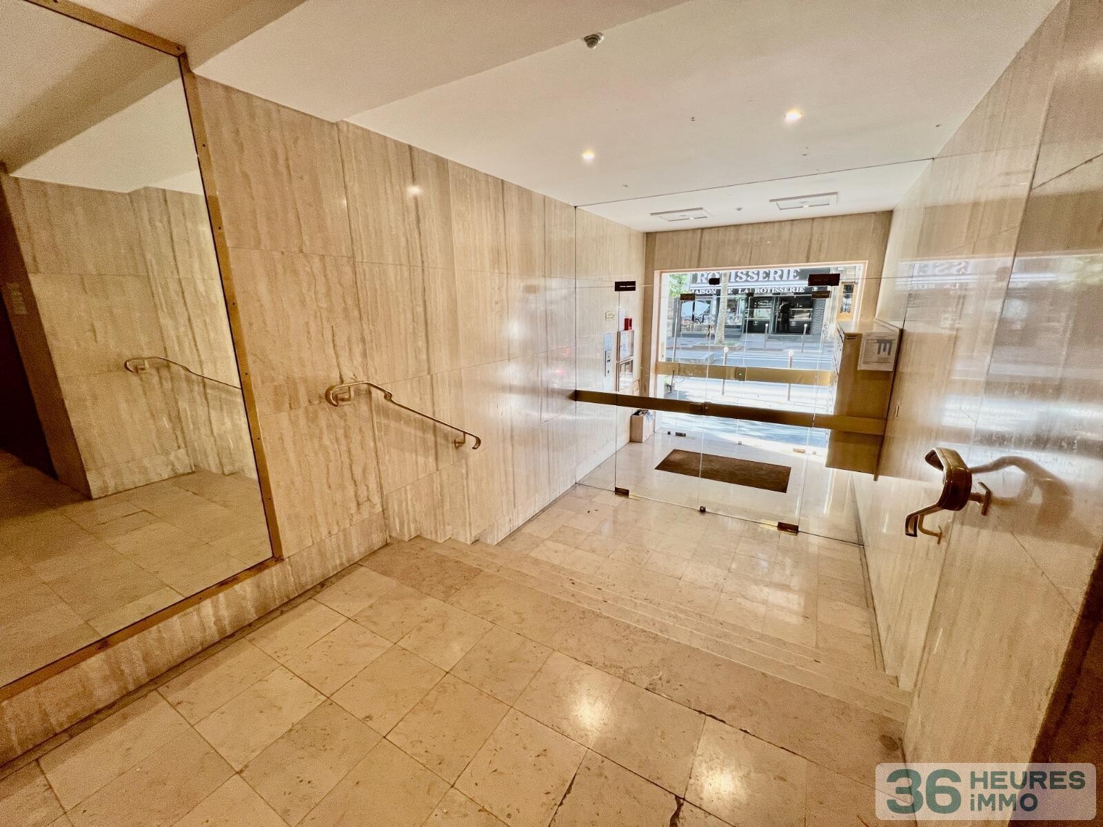 Appartement de 3 pièces avec grand balcon de 12 m² et vue dégagée