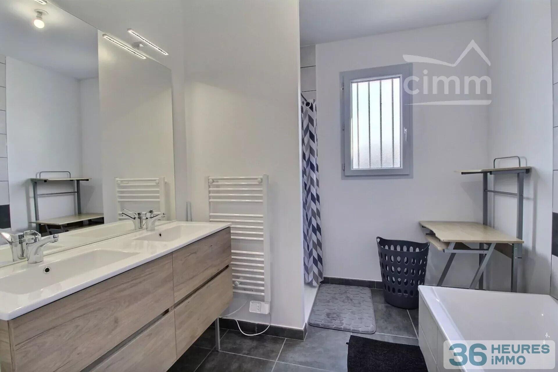 A Villaines les Rochers maison récente de 2023 – 101m² - 4 chambres- garage – jardin de 900m² env.