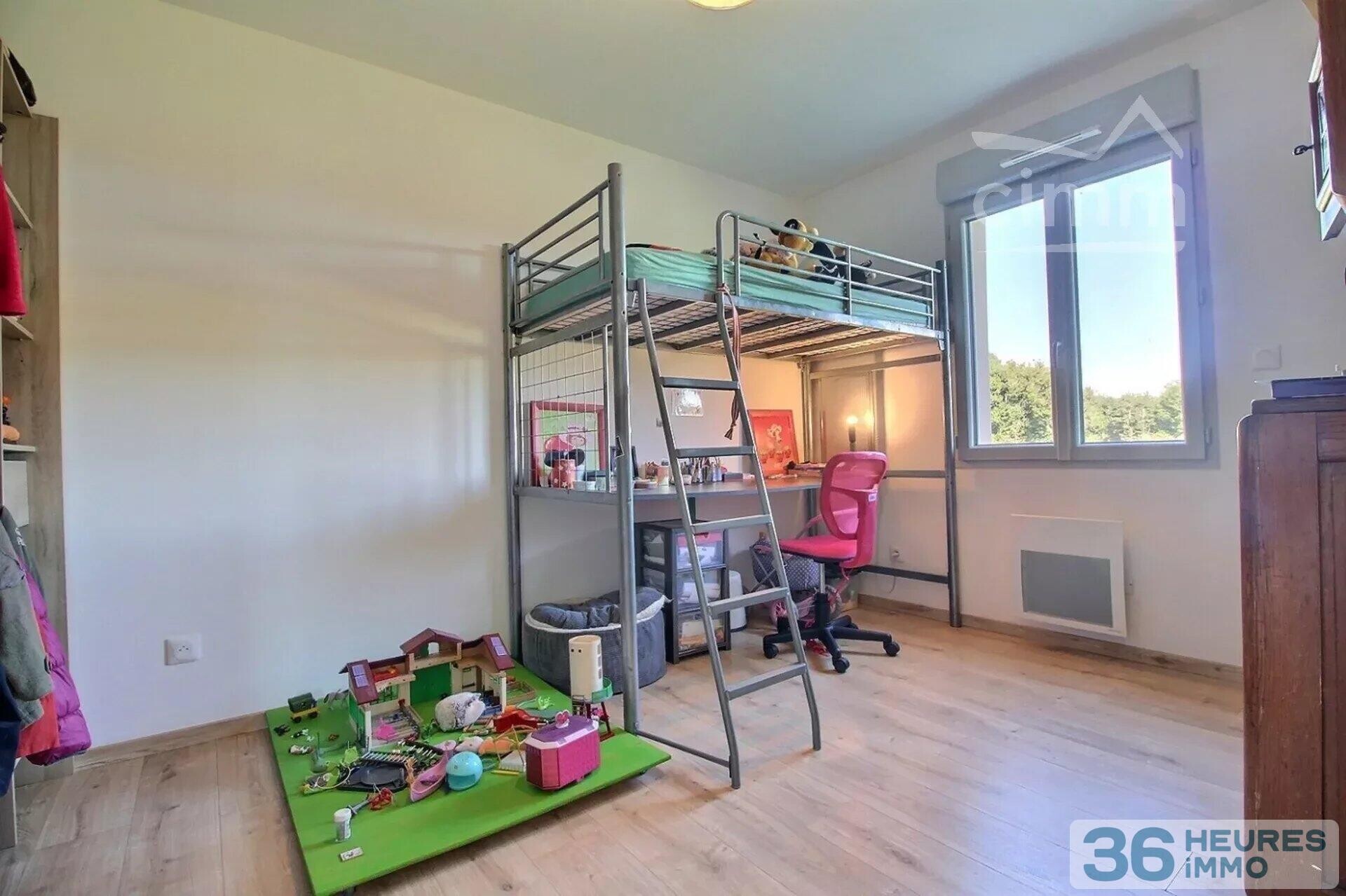 A Villaines les Rochers maison récente de 2023 – 101m² - 4 chambres- garage – jardin de 900m² env.