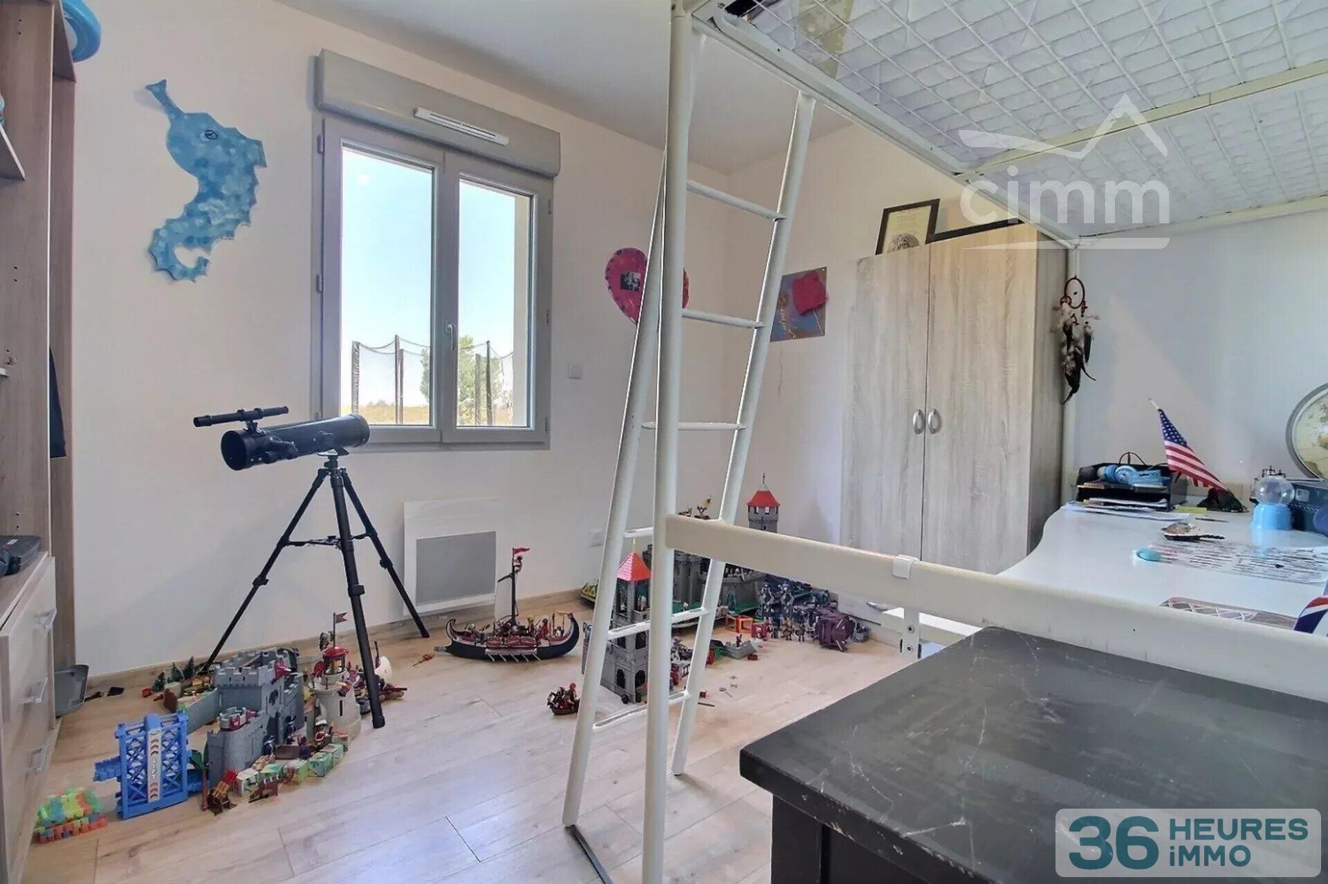 A Villaines les Rochers maison récente de 2023 – 101m² - 4 chambres- garage – jardin de 900m² env.