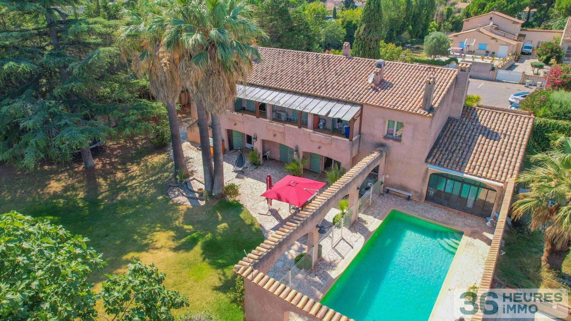 Villa de 417m² à Lattes 