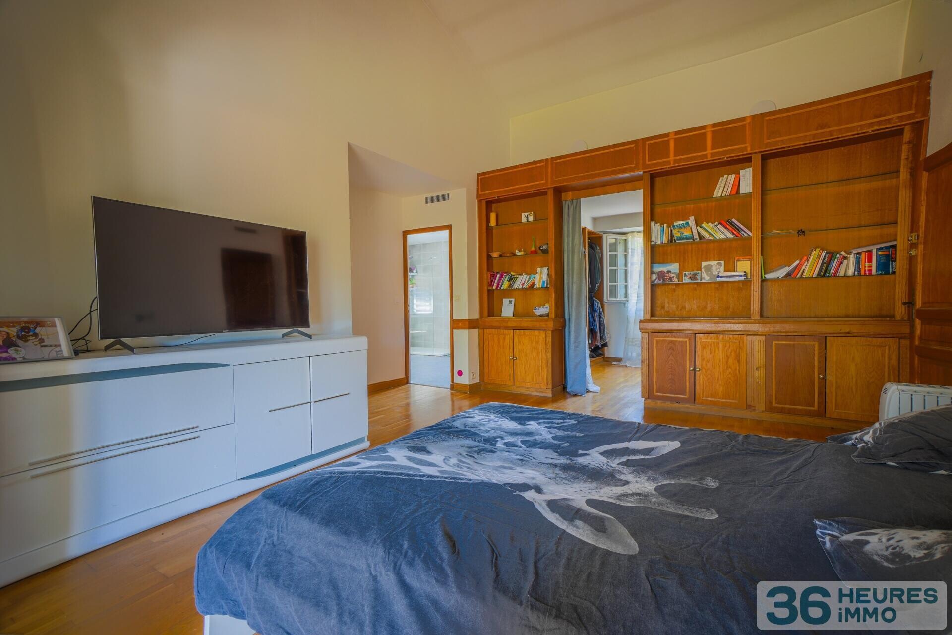 Villa de 417m² à Lattes 