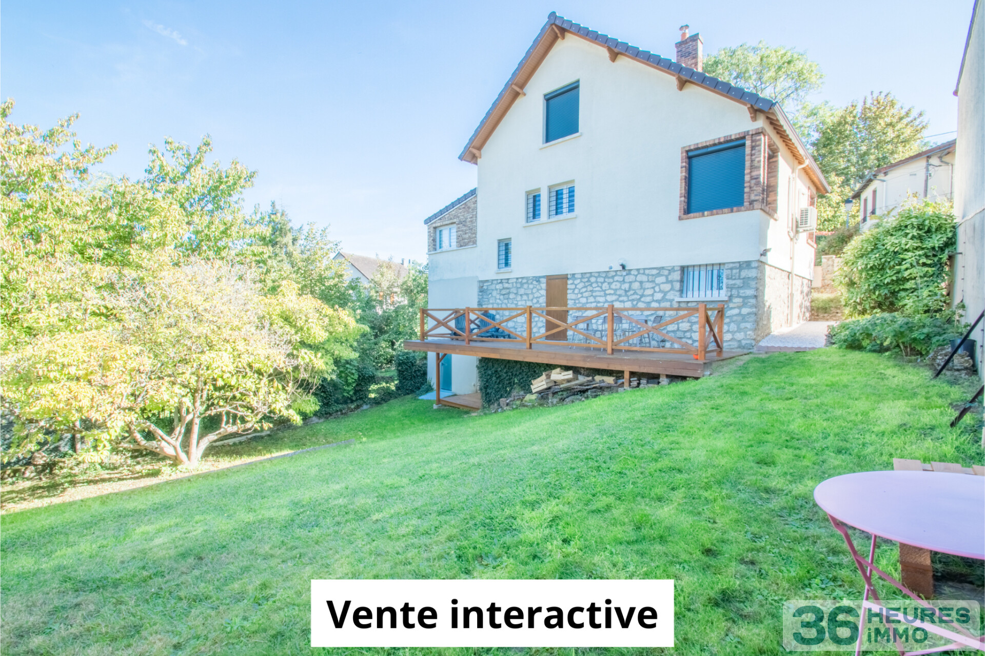 *** MAISON INDIVIDUELLE AVEC VUE SUR LA TOUR DE MONTLHERY - PROCHE DE TOUTES COMMODITES - BOX EN SOUS SOL ***