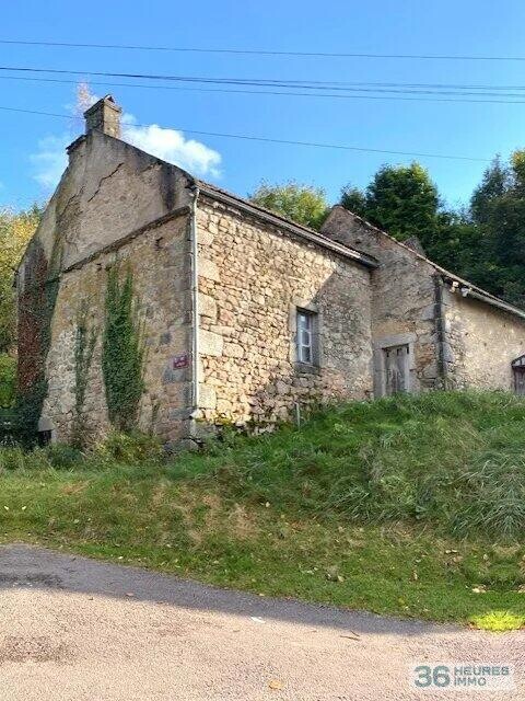 A VENDRE-MAISON ANCIENNE A RENOVER-89630 QUARRE LES TOMBES