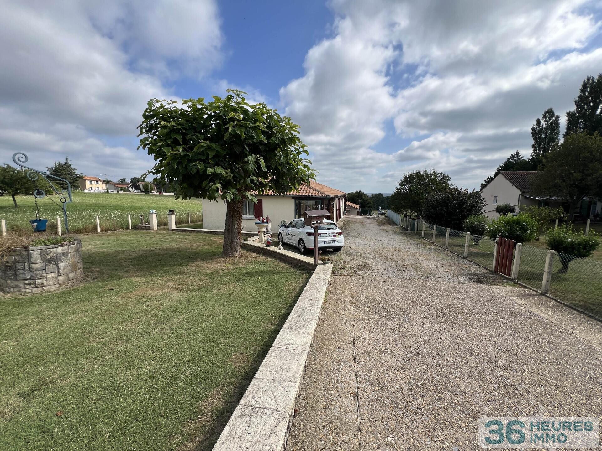 MAISON DE PLAIN PIED AVEC DEPENDANCE