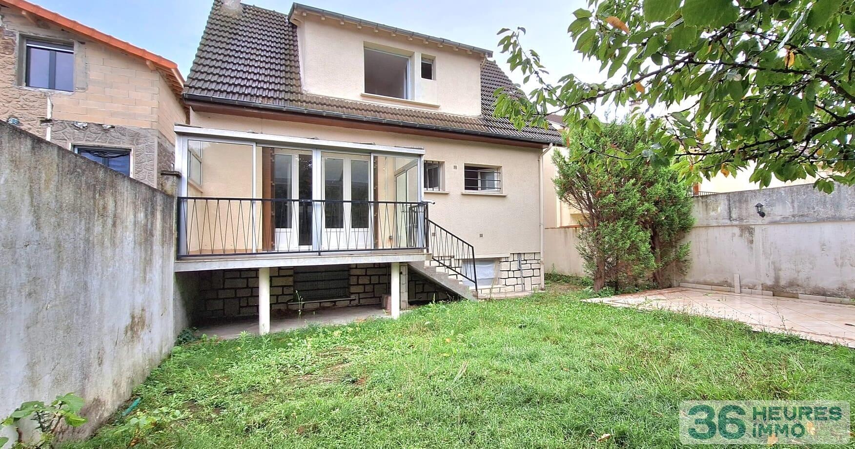MAISON AVEC DEUX UNITÉS D'HABITATIONS 