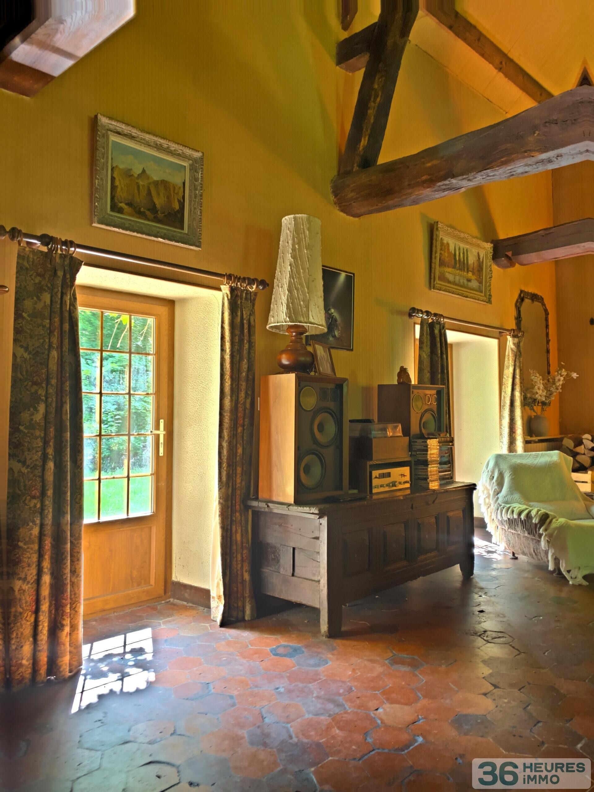 A VENDRE-ANCIEN MOULIN SUR 14HA DE BOIS AVEC ETANG-290 000€ FAI-8 Pieces-193m²-21210 CHAMPEAU-EN-MORVAN