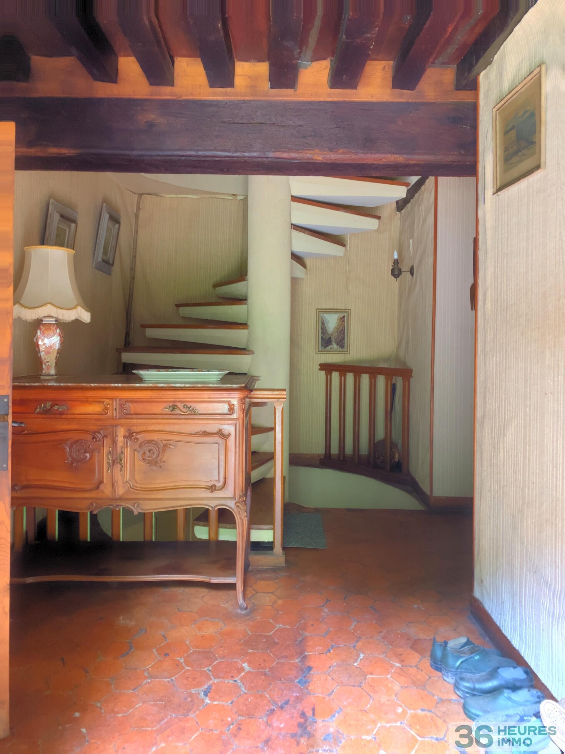 A VENDRE-ANCIEN MOULIN SUR 14HA DE BOIS AVEC ETANG-290 000€ FAI-8 Pieces-193m²-21210 CHAMPEAU-EN-MORVAN