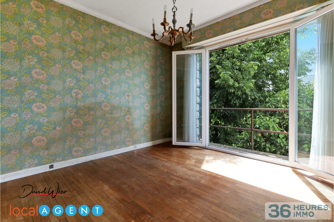 Une maison avec 6 chambres et son jardin 