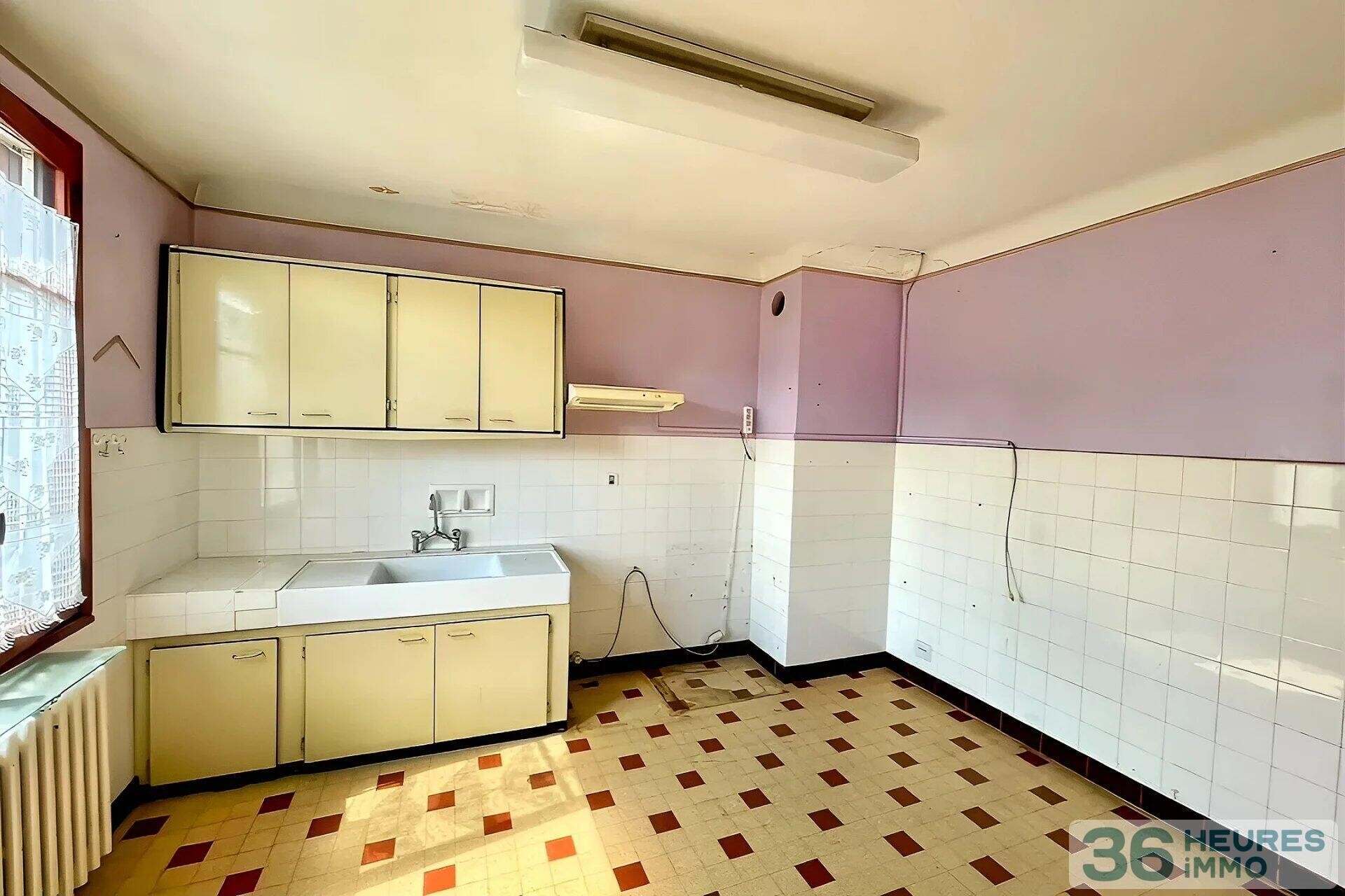 Bernin, maison en centre-ville sur terrain de 1100 m²