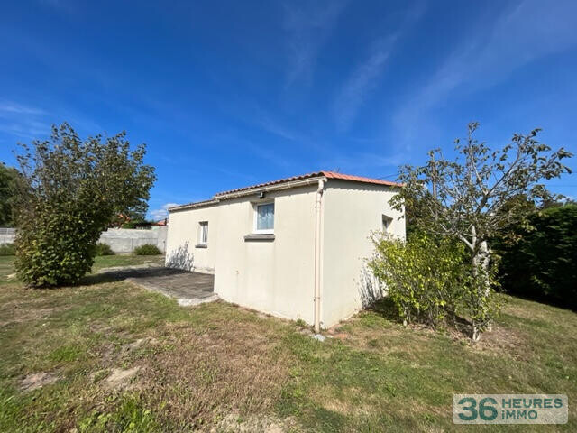 Bâtiment réhabilitable en habitation 