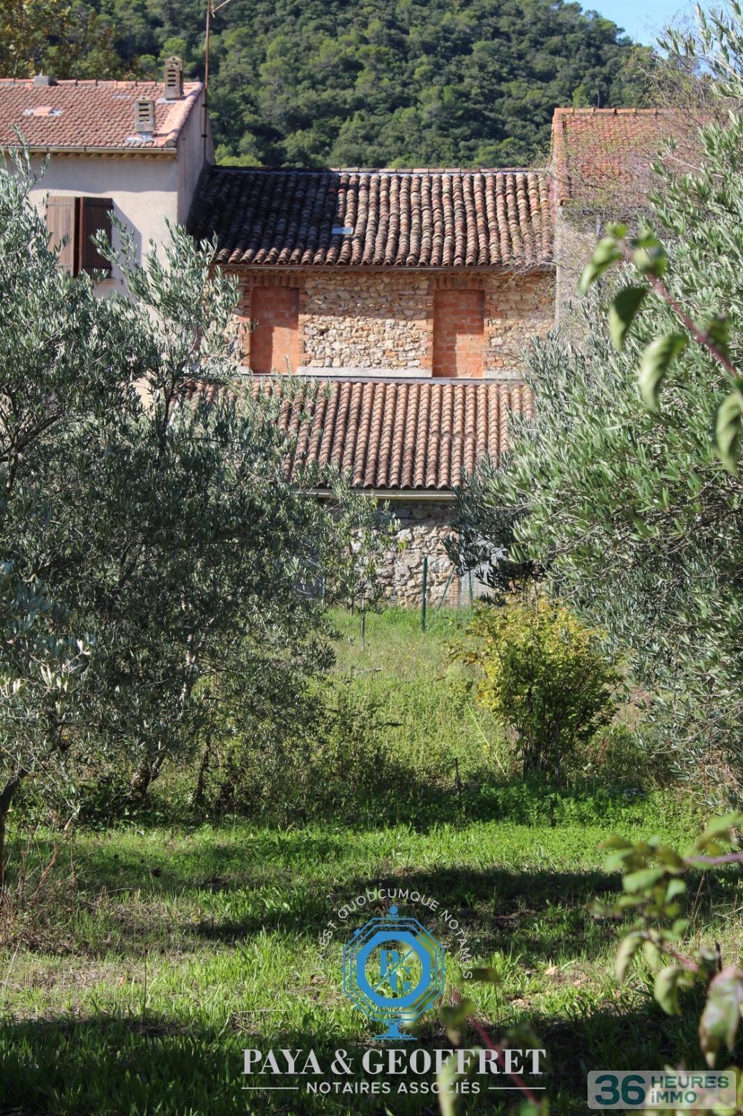 Remise à rénover 227m² à LA ROQUEBRUSSANNE
