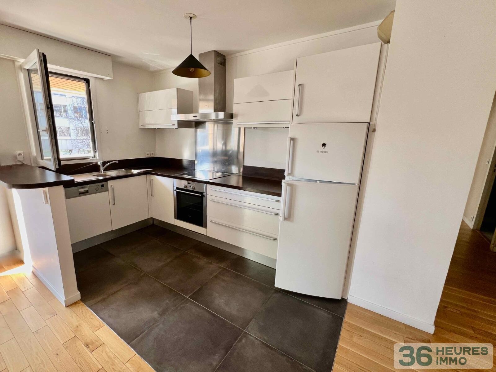 3 PIÈCES AVEC LOGGIA en face du Parc de Bercy