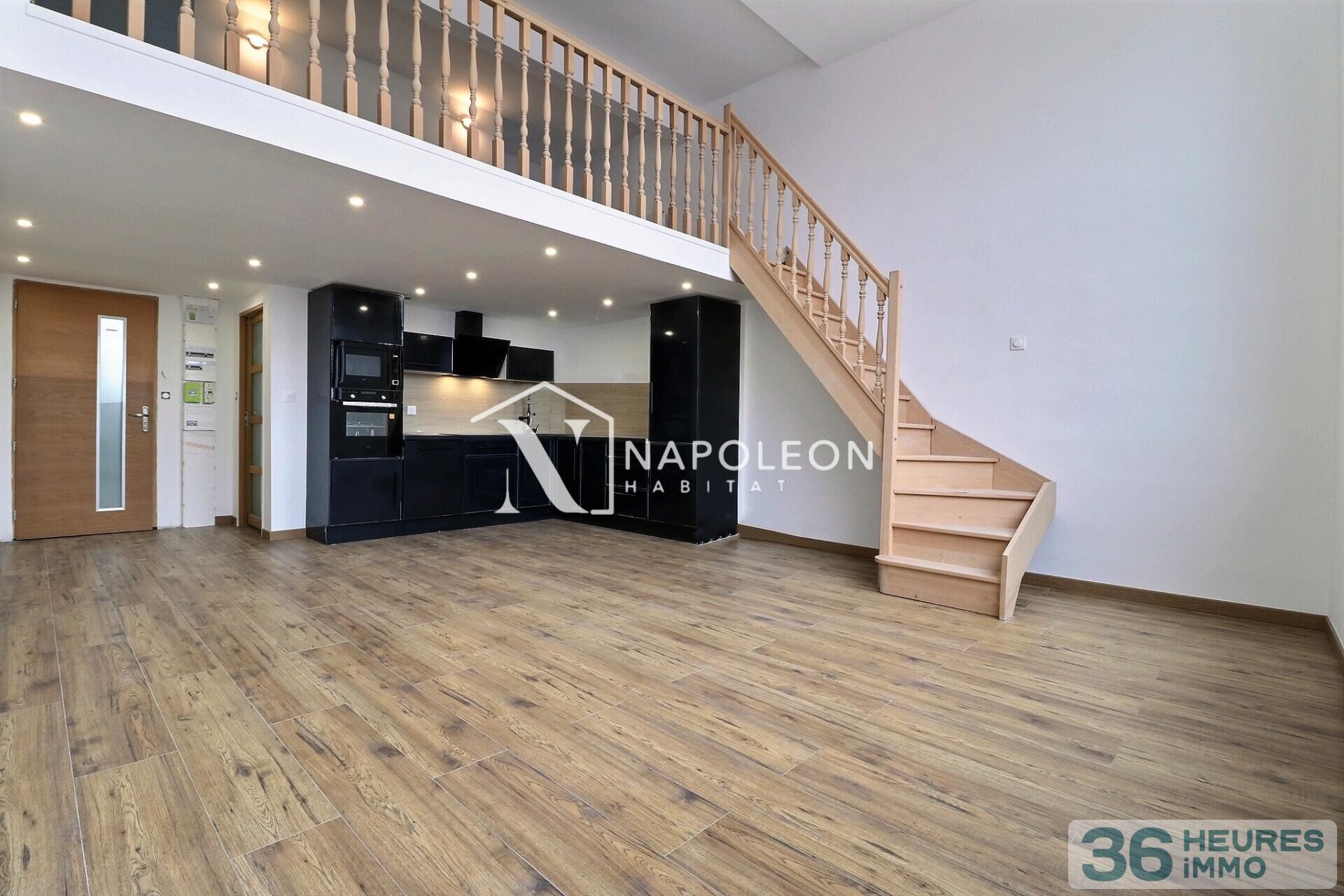 Loft rénové avec terrasse